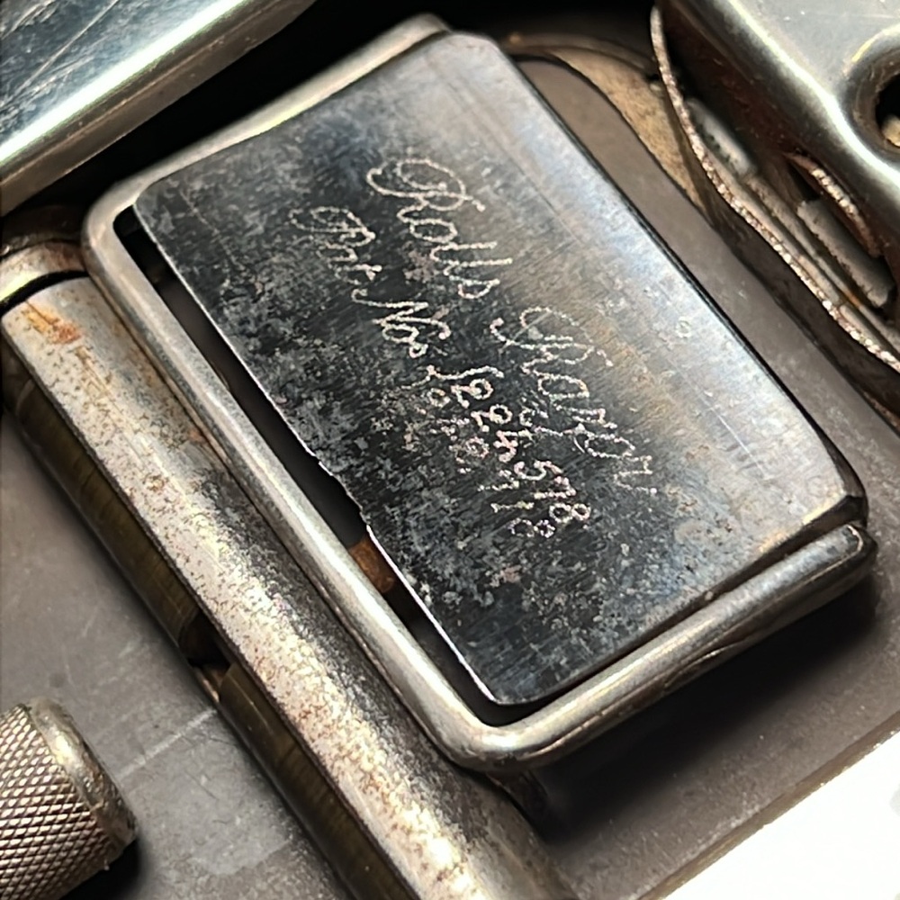 Vintage Silver and Blue Rolls Razor Case - Picture 4 of 13